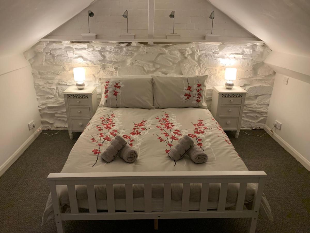Cosy Cottage In Picturesque Snowdonia With Stunning Views Of The Moelwyn Mountains Blaenau Ffestiniog Exterior photo